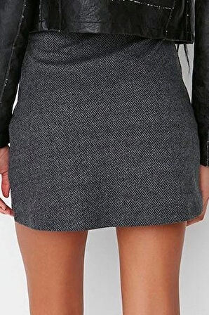 Modern Tarz Astarsız Örme Mini Boy Yırtmaç Detaylı Mini Normal Bel Örme Etek