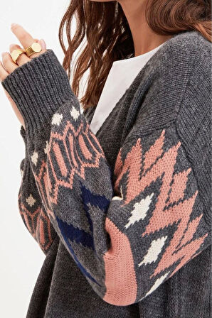 Kadın Modern Tarz Rahat Uzun V Yaka Etnik Kol Uzun Triko Hırka