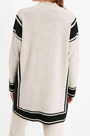 Stil Modern Kadın Midi Düşük Kol Dik Yaka Tesettür Çizgili Triko Kazak