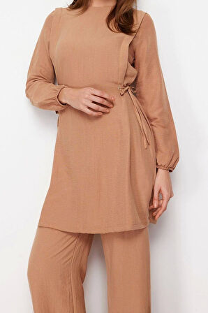 Moda Yüksek Bel Bisiklet Yaka Günlük Siyah Kuşgözü Bağlama Detaylı Aerobin Tunik-Pantolon Takım