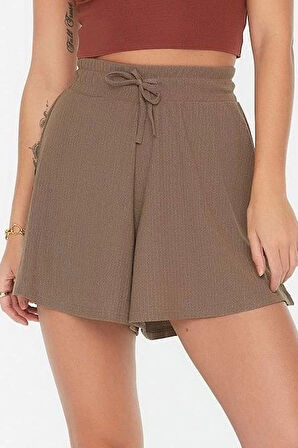 Moda Örme Normal Bel Geniş Paça Gündelik Vizon Rahat Kesim Normal Bel Bürümcük Dokulu Şort