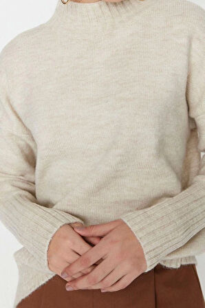 Kadın Modern Tarz Rahat Uzun Dik Yaka Düz Kol Regular Triko Kazak