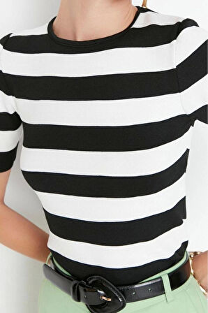 Moda Kare Yaka Triko Slim Çizgili Desen Casual Günlük Regular Kısa Kol Bluz
