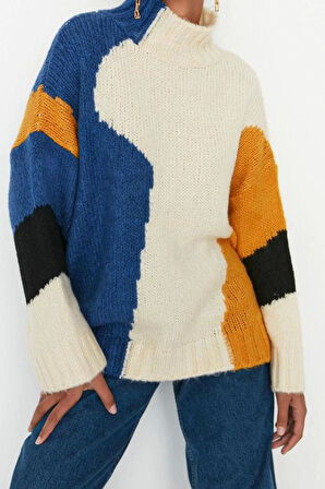 Kadın Modern Tarz Rahat Uzun Dik Yaka Renk Bloklu Kol Regular Triko Kazak