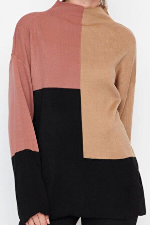 Kadın Modern Tarz Rahat Uzun Dik Yaka Renk Bloklu Kol Regular Triko Kazak