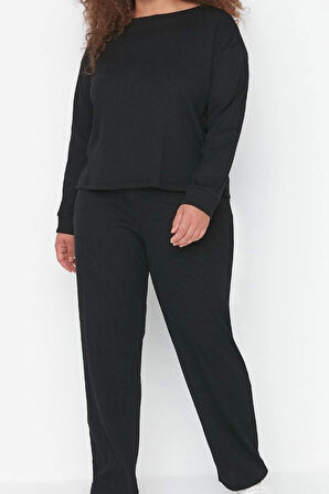 Tarz Rahat Büyük Beden Uzun Kollu Dar Paça Pijama Takımı