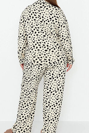 Tarz Rahat Büyük Beden Uzun Kollu Boru Paça Animal Desenli Örme Pijama Takımı