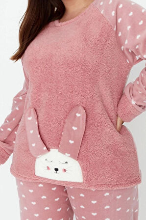 Tarz Rahat Büyük Beden Uzun Kollu Dar Paça Kalpli Polar Örme Pijama Takımı