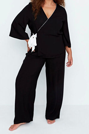 Tarz Rahat Büyük Beden Uzun Kollu Geniş Paça Yaka Bağlamalı Dokuma Pijama Takımı