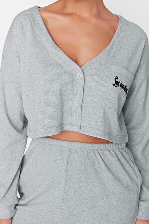 Tarz Rahat Uzun Kollu Boru Paça Fitilli Pamuklu Nakışlı Örme Pijama Takımı