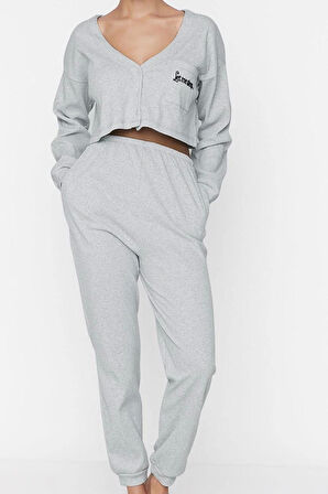 Tarz Rahat Uzun Kollu Boru Paça Fitilli Pamuklu Nakışlı Örme Pijama Takımı