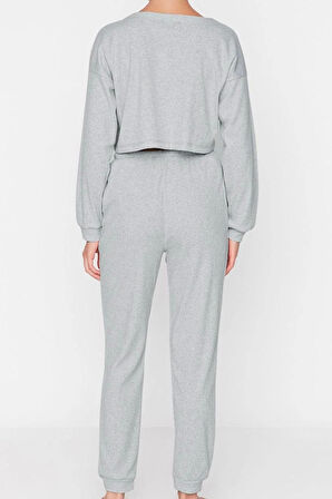 Tarz Rahat Uzun Kollu Boru Paça Fitilli Pamuklu Nakışlı Örme Pijama Takımı