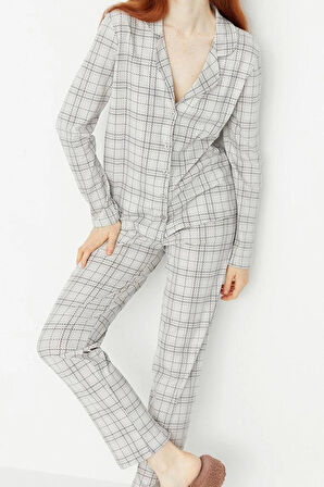 Tarz Rahat Uzun Kollu Boru Paça %100 Pamuklu Ekoseli Örme Pijama Takımı