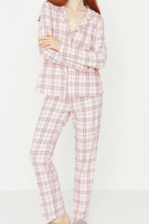 Tarz Rahat Uzun Kollu Boru Paça %100 Pamuklu Ekoseli Örme Pijama Takımı