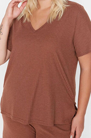 Tarz Rahat Büyük Beden Kısa Kollu Geniş Paça Fitilli Capri Boy Örme Pijama Takımı