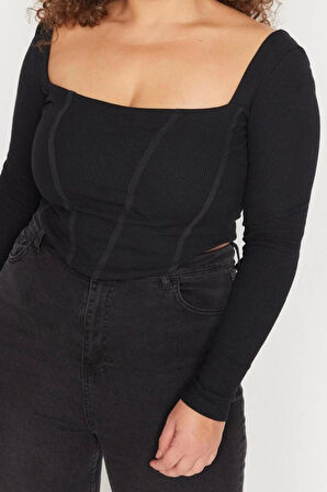 Stil Kadın Fittilli Biye Detaylı Bluz Crop Örme Fitted Kalıp Büyük Beden