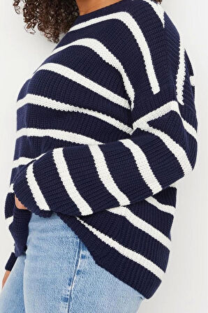 Büyük Beden Kadın Modern Tarz Rahat Uzun Bisiklet Yaka Çizgili Kol Uzun Triko Kazak