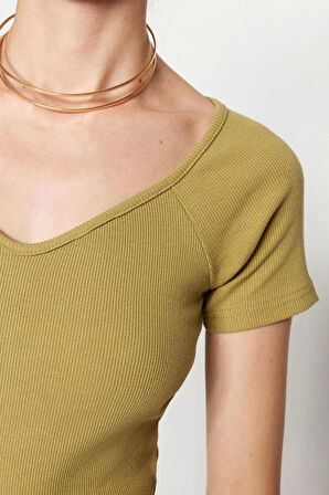 Moda Kalp Yaka Örme Fit Düz Desen Casual Günlük Regular Kısa Kol Bluz