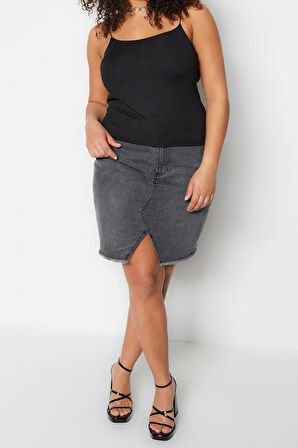 Moda Büyük Beden Kare Yaka Örme Fit Düz Desen Casual Günlük Crop Askılı Kol Bluz