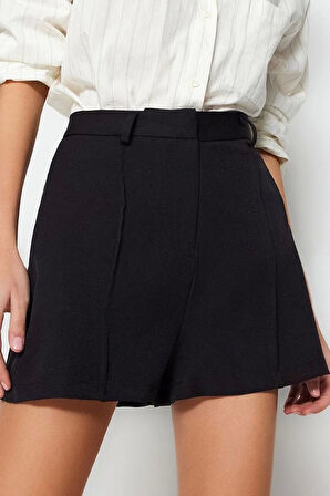 Moda Dokuma Normal Bel Geniş Paça Gündelik Siyah Gold Aksesuar Detaylı Yüksek Bel Dokuma Şort