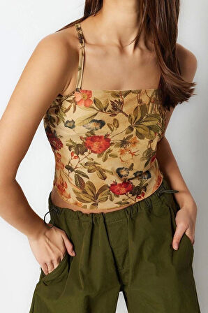 Moda Kare Yaka Örme Slim Çiçekli Desen Casual Günlük Crop Askılı Kol Bluz