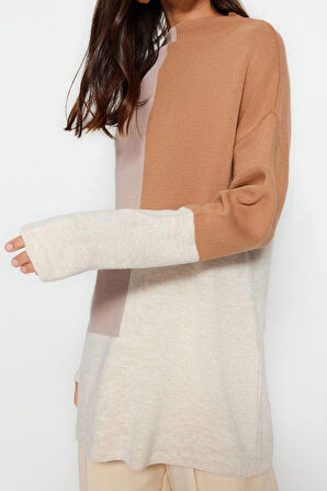 Kadın Modern Tarz Rahat Uzun Dik Yaka Renk Bloklu Kol Regular Triko Kazak