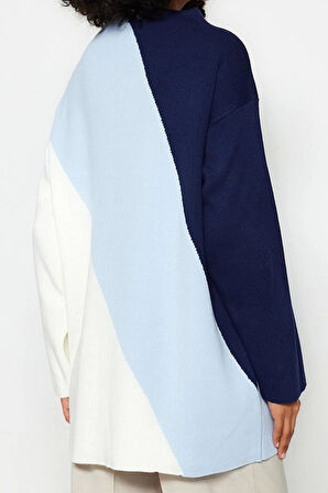 Kadın Modern Tarz Rahat Uzun Dik Yaka Renk Bloklu Kol Regular Triko Kazak