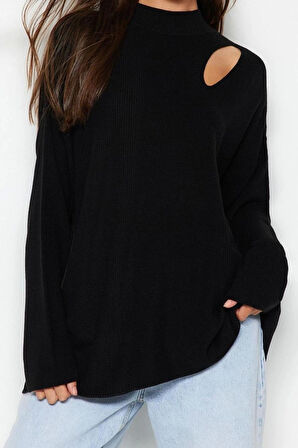 Stil Modern Kadın Regular Standart Kol Bisiklet Yaka Geniş Kalıp Pencere Cut Out Triko Kazak