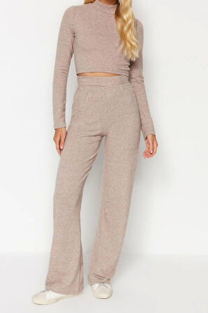 Tarz Kadın Yüksek Bel Dik Yaka Dik Yaka Yumoş Crop ve Wide Leg Örme Alt-Üst Takım