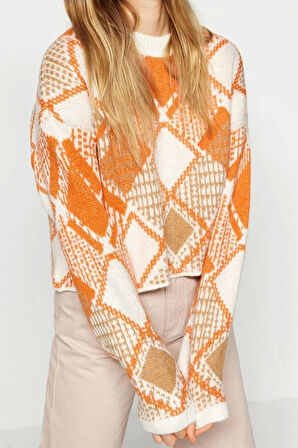 Stil Modern Kadın Crop Düşük Kol Bisiklet Yaka Geniş Kalıp Yumuşak Dokulu Desenli Triko Kazak