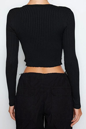 Stil Modern Kadın Crop Standart Kol Bisiklet Yaka Kalp Aksesuarlı Triko Kazak