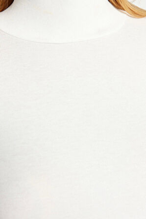 Stil Kadın Yumuşak Kumaşlı Fitted Vücuda Oturan Esnek Bluz Regular Örme Slim Kalıp