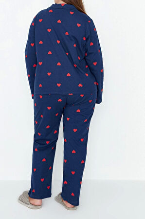 Tarz Rahat Büyük Beden Uzun Kollu Geniş Paça Kalpli Örme Pijama Takımı