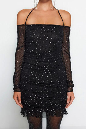 Moda Fitted Mini Boy Puantiyeli Vücuda Oturan Astarlı Drapeli Örme Tül Kısa Şık Abiye Elbise