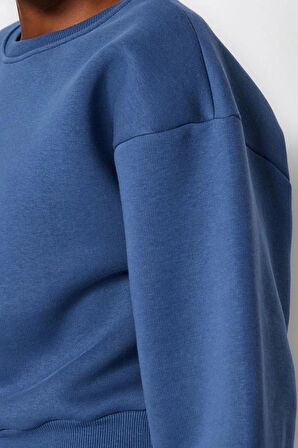 Tarz Crop Dik Yaka Düşük Kol Crop Rahat Kesim Crop Basic Kalın İçi polarlı Örme Sweatshirt