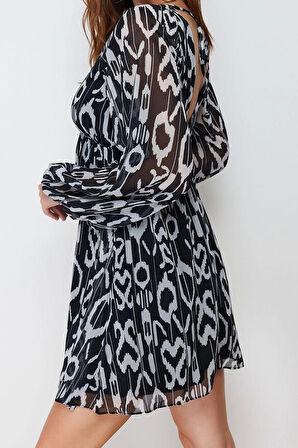 Moda Regular Gündüz Gece Şifon Dokuma V Yaka Uzun Kol A-Line Mini Boy Elbise