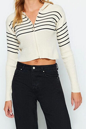 Kadın Modern Tarz Slim Kapüşonlu Crop Triko Hırka
