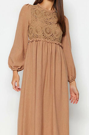 Moda Stil Regular Bisiklet Yaka Maxi Boy Tesettür Güpür Fisto Detaylı Dokuma Elbise