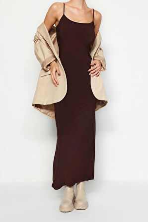 Moda Askılı Kare Yaka Maxi Elbise Mor Fitted Vücuda Oturan Askılı Maxi Esnek Örme Kalem Elbise