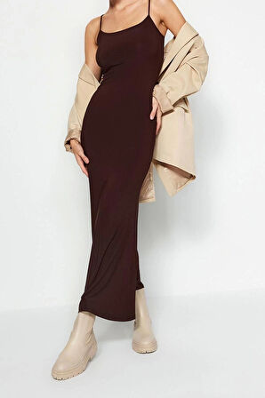 Moda Askılı Kare Yaka Maxi Elbise Mor Fitted Vücuda Oturan Askılı Maxi Esnek Örme Kalem Elbise