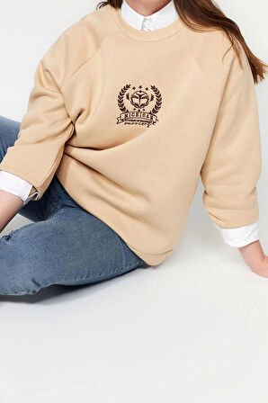 Büyük Beden Oversize Bisiklet Yaka Reglan Kol Kalın İçi Polarlı Nakış Detaylı Örme Sweatshirt