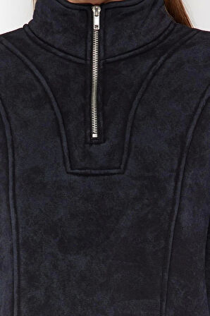 Crop Fermuarlı Yaka Düşük Kol Crop Eskitme Kalın İçi Polarlı Rahat Kesim Crop Örme Sweatshirt