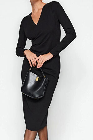 Moda Stil Slim Kruvaze Midi Boy Yaka Uzun Kollu Büzgü Detaylı Vücuda Oturan Örme Elbise