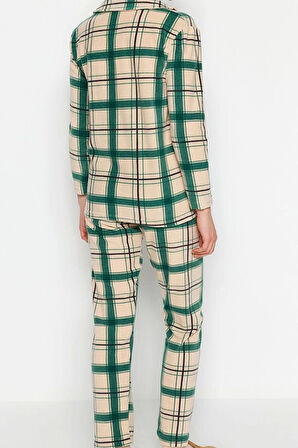 Tarz Rahat Uzun Kollu Boru Paça Nakışlı Ekoseli Polar Kışlık Örme Pijama Takımı