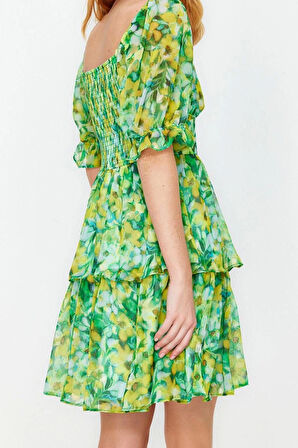 Kısa Kollu Carmen Yaka Çiçekli Eteği Volanlı Skater Belden Açılan Şifon Mini Astarlı Dokuma Elbise