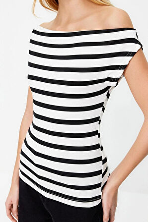 Moda Kayık Yaka Örme Slim Geometrik Desen Casual Günlük Regular Kısa Kol Bluz