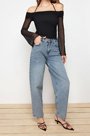 Moda Carmen Yaka Örme Regular Düz Desen Casual Günlük Crop Uzun Kol Bluz