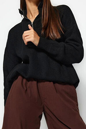 Kadın Modern Tarz Rahat Uzun Dik Yaka Düz Kol Regular Triko Kazak