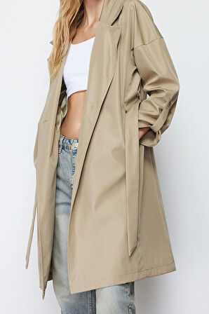 Tasarım Düz Astarlı Yaka Midi Oversize Ceket Kadın Oversize Kuşaklı Su İtici Uzun Trençkot