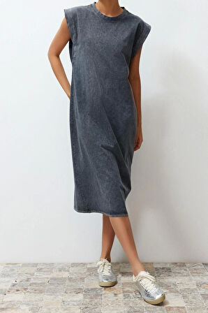 Kısa Kollu Bisiklet Yaka Haki Düz T-shirt Elbise %100 Pamuk Ay Kol Shift Rahat Kesim Midi Elbise